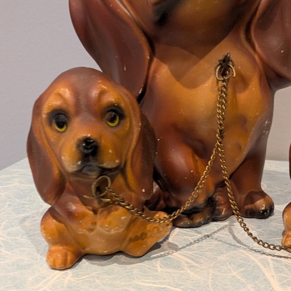Charming Brown Bassett Dog Figurine Set - Picture 4 of 7